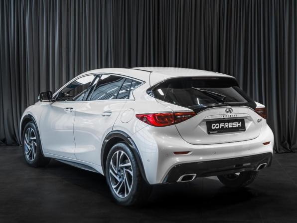 Infiniti Q30 с пробегом 2017 года, цена 3 200 000 рублей, 37090 км, хэтчбек, Автокод Объявления