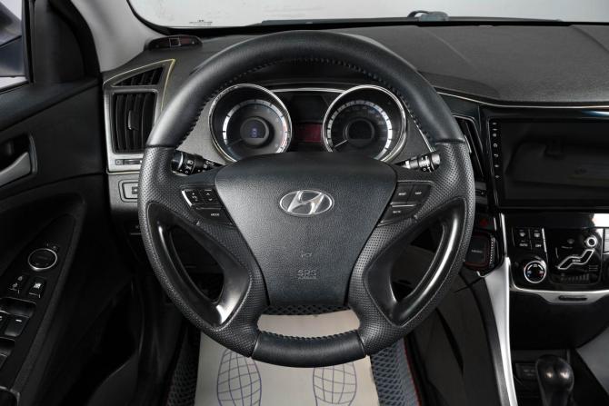 Hyundai Sonata VI (YF) с пробегом 2012 года, цена 1 159 000 рублей, 238000 км, седан, Автокод Объявления