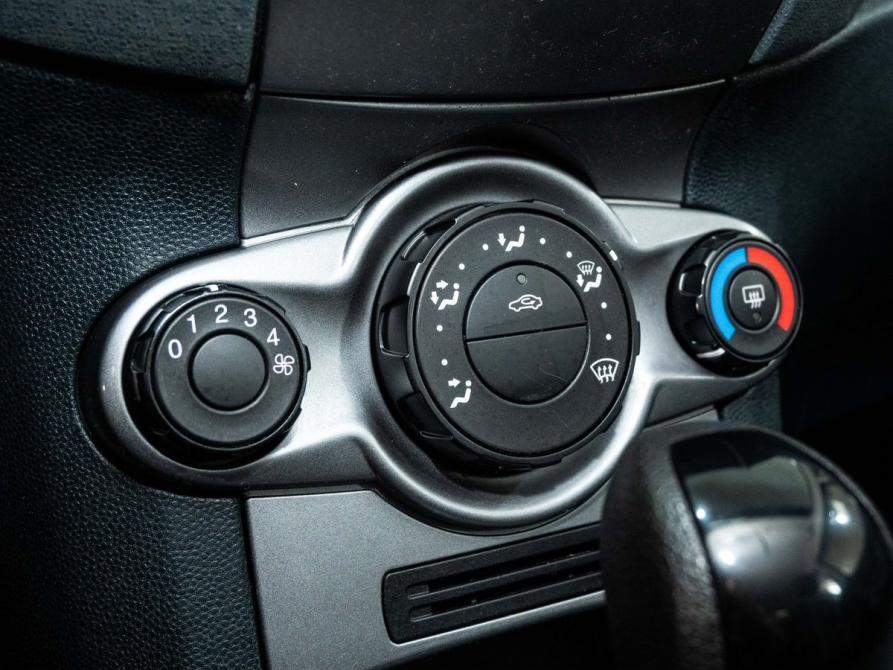 Ford Fiesta Mk6 Казань  - изображение 11