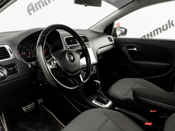 Volkswagen Polo V Рестайлинг с пробегом 2016 года, цена 1 250 000 рублей, 97204 км, седан, Автокод Объявления