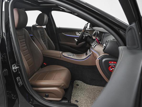 Mercedes-Benz E-Класс V (W213 S213 C238) Рестайлинг с пробегом 2021 года, цена 5 299 000 рублей, 49895 км, седан, Автокод Объявления
