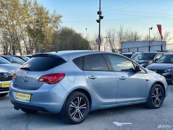 Opel Astra J с пробегом 2012 года, цена 619 000 рублей, 131037 км, хэтчбек, Автокод Объявления
