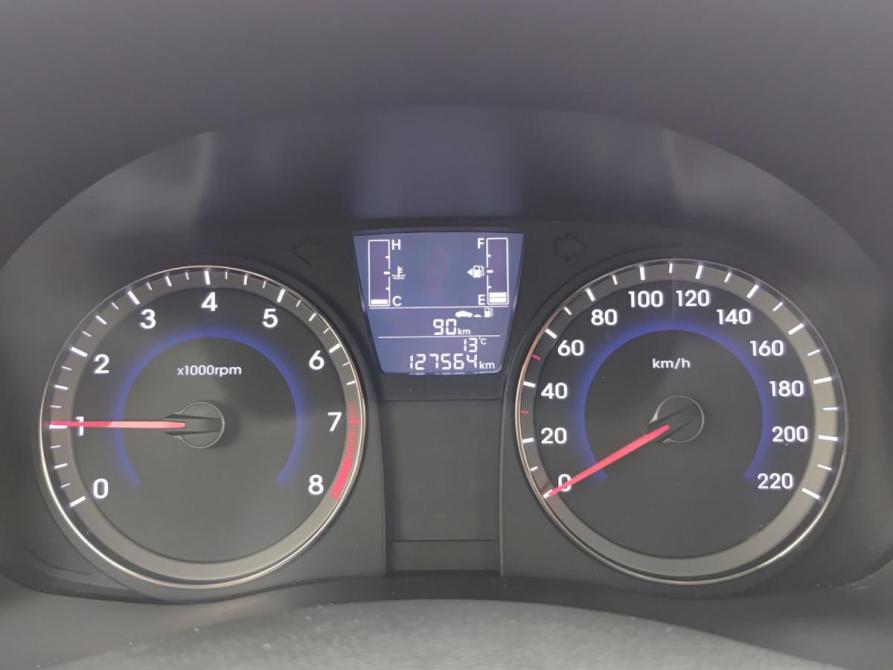 Hyundai Solaris I Рестайлинг Чебоксары  - изображение 16
