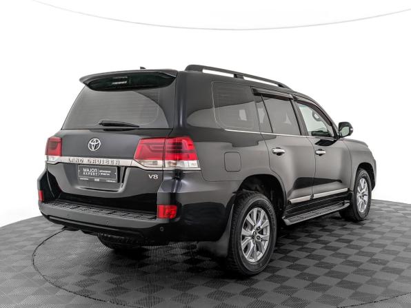 Toyota Land Cruiser 200 Series Рестайлинг 2 с пробегом 2017 года, цена 5 835 000 рублей, 167264 км, внедорожник, Автокод Объявления