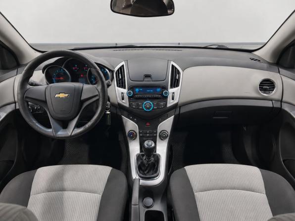 Chevrolet Cruze I Рестайлинг с пробегом 2015 года, цена 749 000 рублей, 122500 км, хэтчбек, Автокод Объявления