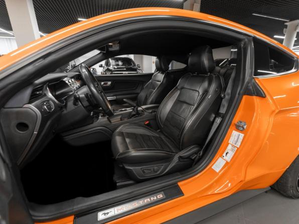 Ford Mustang VI Рестайлинг с пробегом 2020 года, цена 4 250 000 рублей, 114203 км, купе, Автокод Объявления