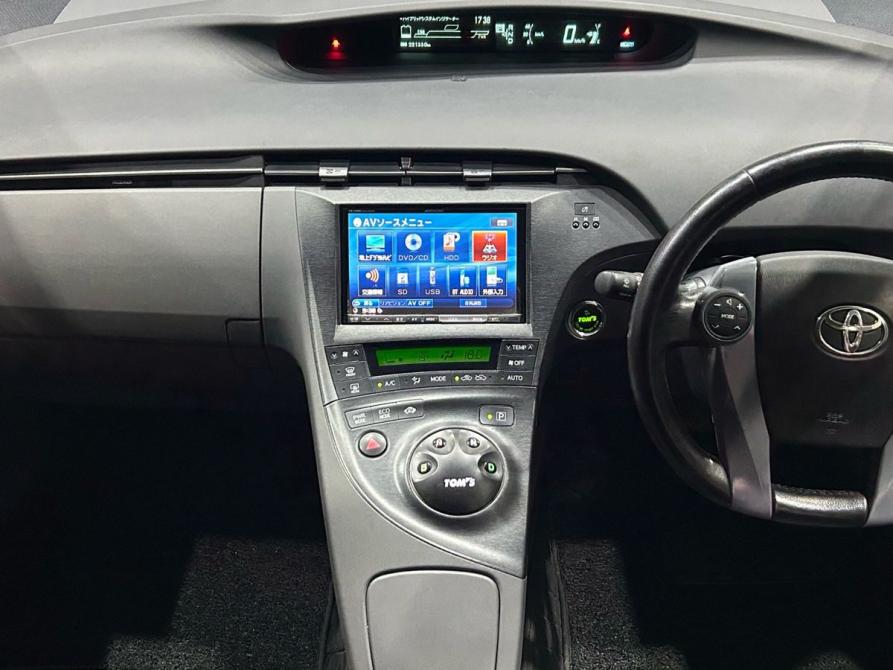 Toyota Prius III (XW30) Оренбург  - изображение 15