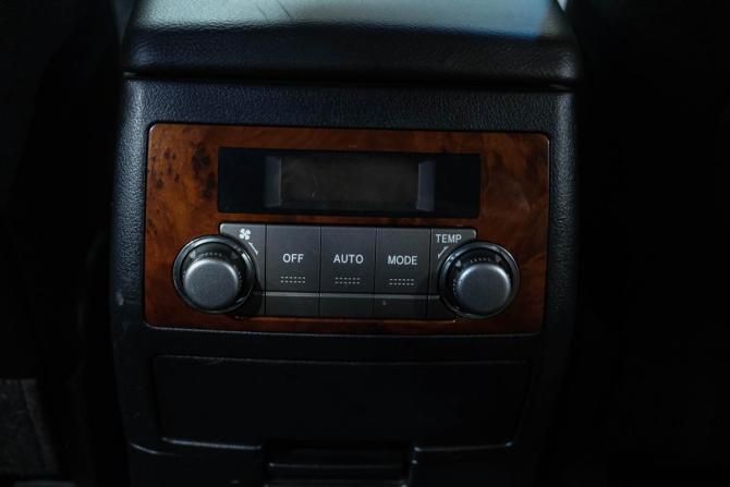 Toyota Highlander II (XU40) Рестайлинг с пробегом 2013 года, цена 2 379 000 рублей, 280000 км, внедорожник, Автокод Объявления