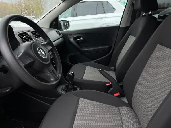 Volkswagen Polo V с пробегом 2014 года, цена 720 000 рублей, 198700 км, седан, Автокод Объявления