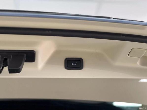 Land Rover Range Rover IV Рестайлинг с пробегом 2020 года, цена 13 490 000 рублей, 22600 км, внедорожник, Автокод Объявления