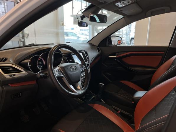 Lada (ВАЗ) Vesta I с пробегом 2021 года, цена 1 362 000 рублей, 50713 км, универсал, Автокод Объявления