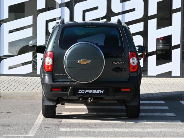 Chevrolet Niva I Рестайлинг с пробегом 2018 года, цена 838 600 рублей, 66965 км, внедорожник, Автокод Объявления
