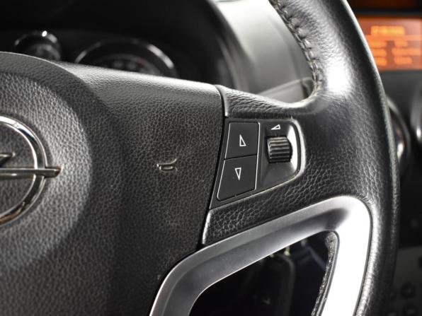 Opel Antara I Рестайлинг с пробегом 2013 года, цена 696 200 рублей, 249150 км, внедорожник, Автокод Объявления