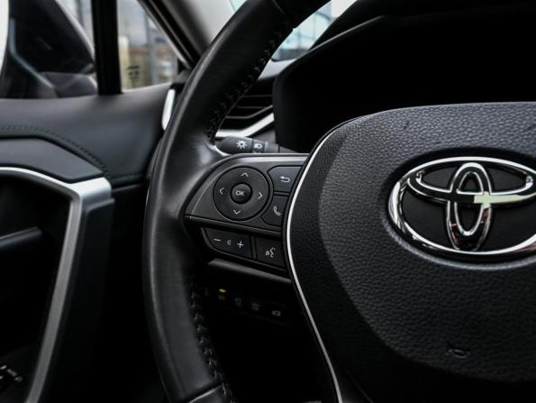 Toyota RAV4 V (XA50) с пробегом 2024 года, цена 3 820 000 рублей, 36508 км, внедорожник, Автокод Объявления
