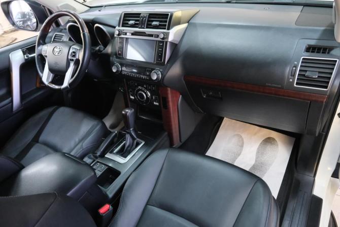Toyota Land Cruiser Prado 150 Series Рестайлинг 1 с пробегом 2015 года, цена 4 529 000 рублей, 143000 км, внедорожник, Автокод Объявления