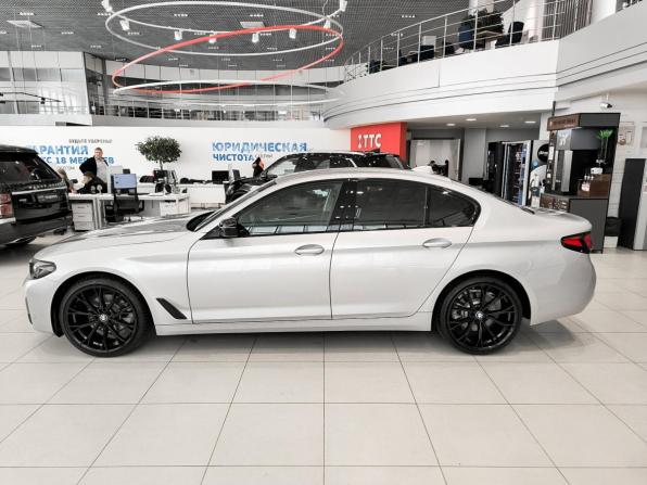 BMW 5 серии VII (G30/G31/G38) Рестайлинг с пробегом 2021 года, цена 4 250 000 рублей, 108928 км, седан, Автокод Объявления