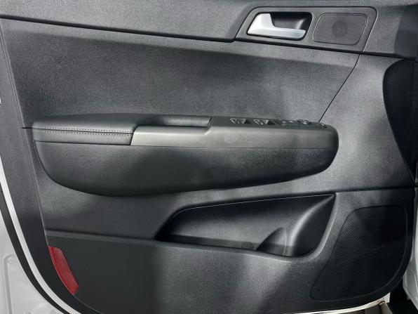 Kia Sportage IV Рестайлинг с пробегом 2019 года, цена 2 270 000 рублей, 113790 км, внедорожник, Автокод Объявления