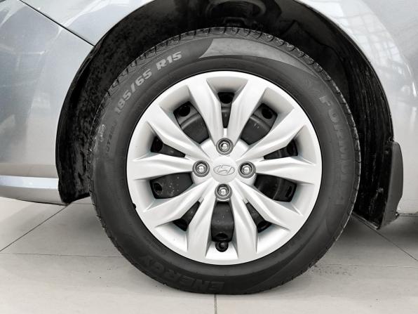 Hyundai Solaris II Рестайлинг с пробегом 2021 года, цена 1 399 000 рублей, 159429 км, седан, Автокод Объявления
