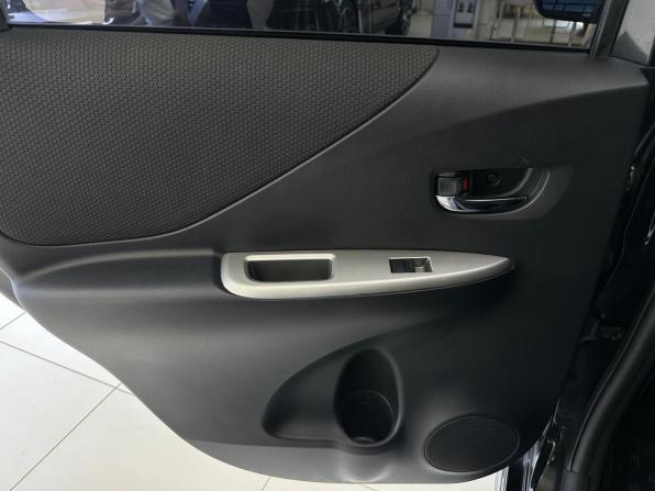 Toyota Ractis I с пробегом 2010 года, цена 850 000 рублей, 84928 км, хэтчбек, Автокод Объявления