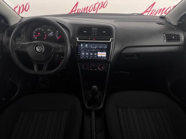 Volkswagen Polo V Рестайлинг с пробегом 2019 года, цена 1 175 000 рублей, 113000 км, седан, Автокод Объявления