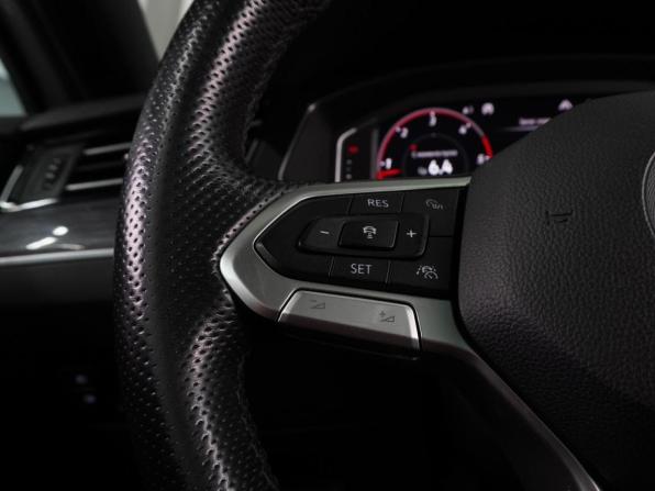 Volkswagen Passat B8 Рестайлинг с пробегом 2020 года, цена 3 233 000 рублей, 158842 км, универсал, Автокод Объявления