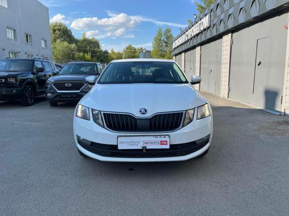 Skoda Octavia III (A7) Рестайлинг с пробегом 2020 года, цена 1 694 260 рублей, 141000 км, лифтбек, Автокод Объявления