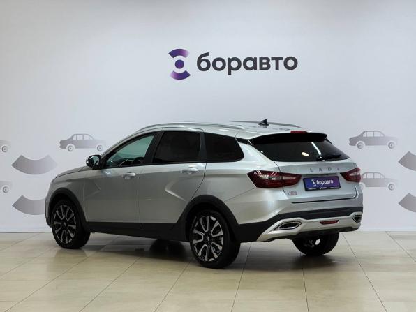 Lada (ВАЗ) Vesta I Рестайлинг (NG) с пробегом 2024 года, цена 1 750 000 рублей, 17301 км, универсал, Автокод Объявления