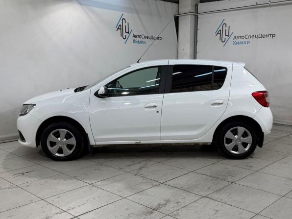Renault Sandero II с пробегом 2017 года, цена 749 800 рублей, 114000 км, хэтчбек, Автокод Объявления