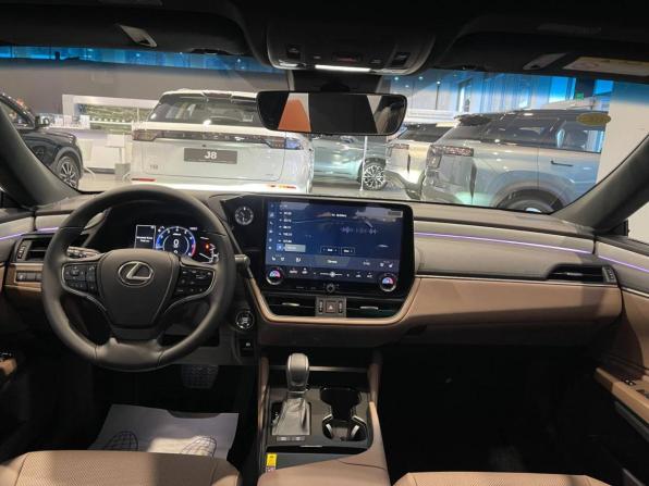 Новый Lexus ES VII Рестайлинг 2 2025 года, цена 5 800 000 рублей, седан, Автокод Объявления