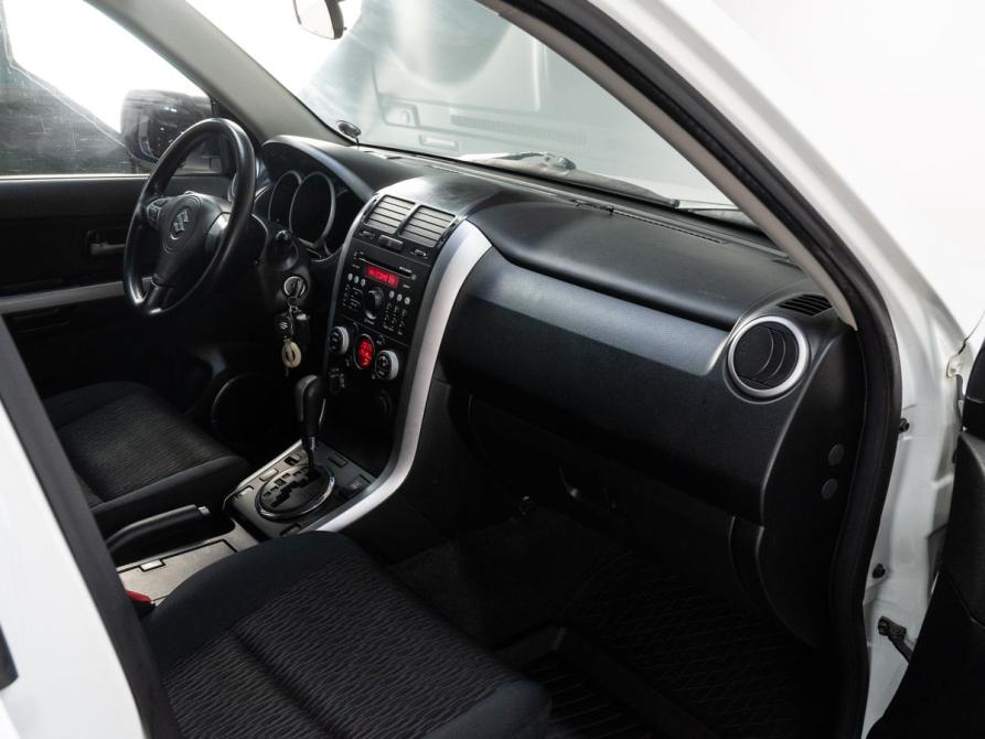 Suzuki Grand Vitara II Рестайлинг Тюмень  - изображение 16