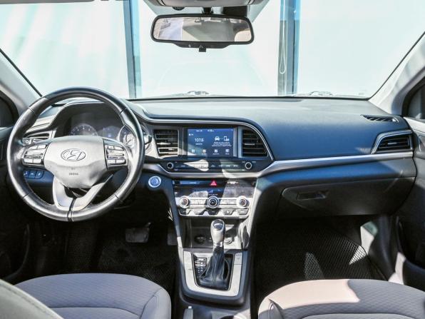 Hyundai Elantra VI (AD) Рестайлинг с пробегом 2019 года, цена 1 263 000 рублей, 191550 км, седан, Автокод Объявления