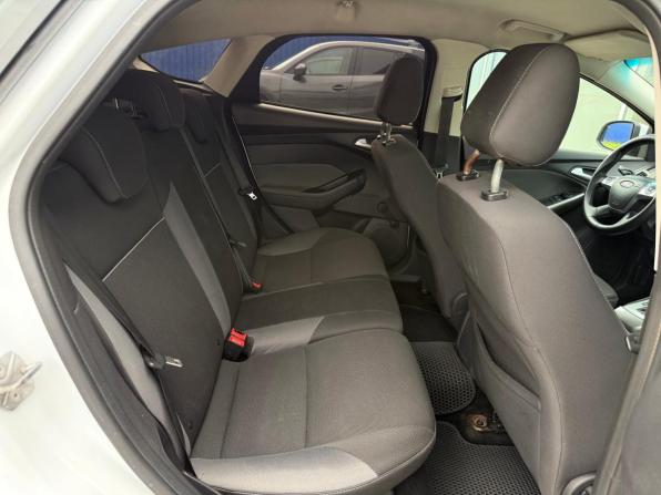Ford Focus III с пробегом 2013 года, цена 865 000 рублей, 198975 км, хэтчбек, Автокод Объявления