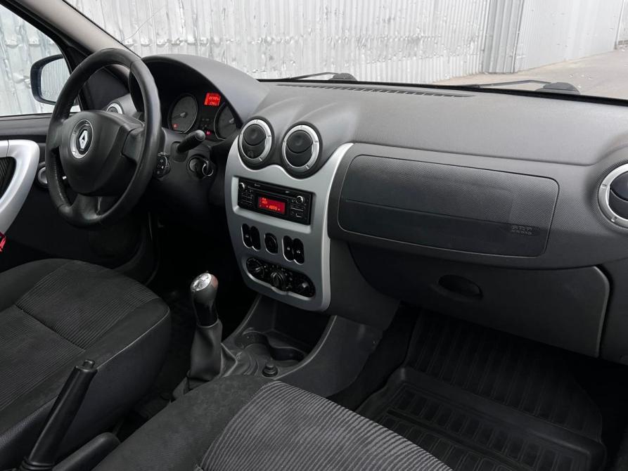 Renault Logan I Рестайлинг Ростов-на-Дону  - изображение 12