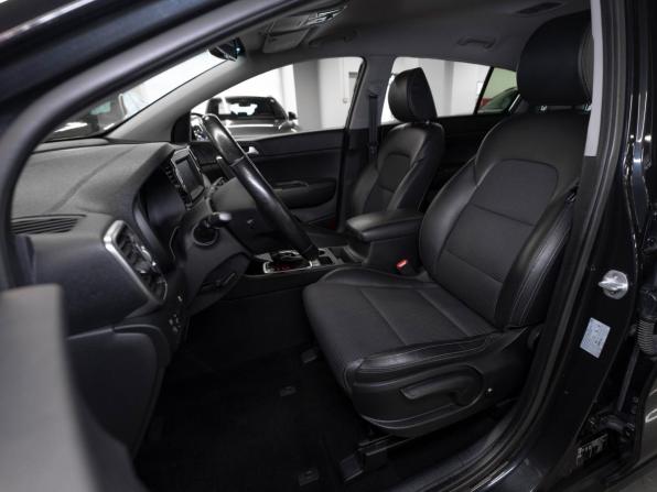Kia Sportage IV с пробегом 2018 года, цена 2 240 000 рублей, 111644 км, внедорожник, Автокод Объявления