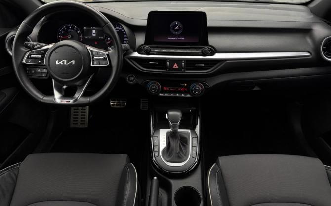Kia Cerato IV Рестайлинг с пробегом 2021 года, цена 2 310 000 рублей, 97258 км, седан, Автокод Объявления