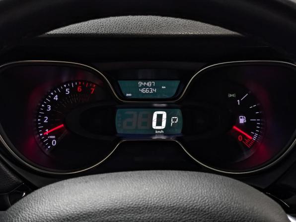Renault Kaptur I Рестайлинг с пробегом 2021 года, цена 1 585 000 рублей, 94486 км, внедорожник, Автокод Объявления