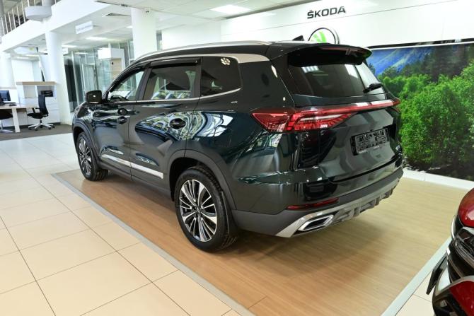 Chery Tiggo 8 Pro e+ с пробегом 2023 года, цена 3 000 000 рублей, 5680 км, внедорожник, Автокод Объявления