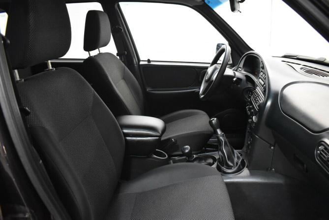 Chevrolet Niva I Рестайлинг с пробегом 2017 года, цена 560 000 рублей, 188620 км, внедорожник, Автокод Объявления