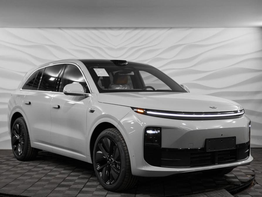 Li Auto (Lixiang) L6 Москва  - изображение 3