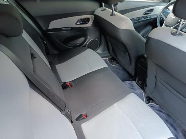 Chevrolet Cruze I Рестайлинг с пробегом 2013 года, цена 650 000 рублей, 175495 км, хэтчбек, Автокод Объявления