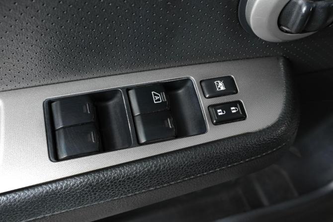 Nissan Tiida I с пробегом 2007 года, цена 719 000 рублей, 236531 км, хэтчбек, Автокод Объявления
