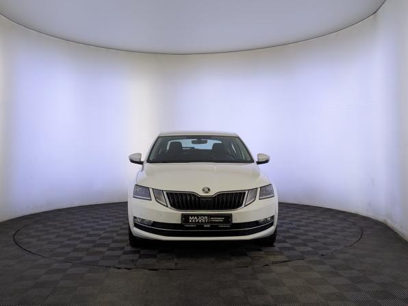 Skoda Octavia III (A7) Рестайлинг с пробегом 2020 года, цена 1 680 000 рублей, 133830 км, лифтбек, Автокод Объявления