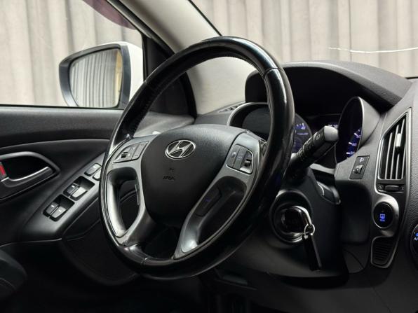 Hyundai ix35 I Рестайлинг с пробегом 2014 года, цена 1 599 000 рублей, 171902 км, внедорожник, Автокод Объявления