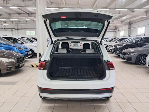 Volkswagen Tiguan II с пробегом 2019 года, цена 2 090 000 рублей, 217679 км, внедорожник, Автокод Объявления