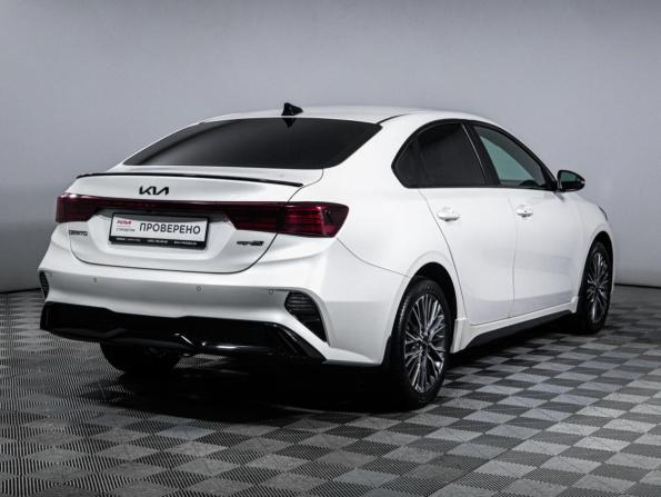 Kia Cerato IV Рестайлинг с пробегом 2022 года, цена 2 429 000 рублей, 29500 км, седан, Автокод Объявления