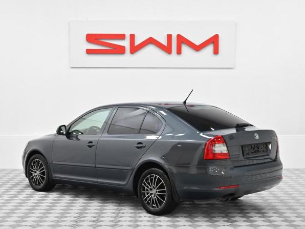 Skoda Octavia II (A5) Рестайлинг с пробегом 2012 года, цена 829 000 рублей, 115000 км, лифтбек, Автокод Объявления