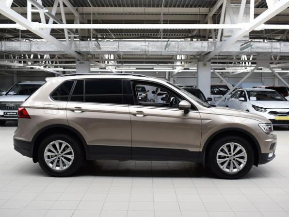 Volkswagen Tiguan II с пробегом 2019 года, цена 2 225 000 рублей, 110544 км, внедорожник, Автокод Объявления