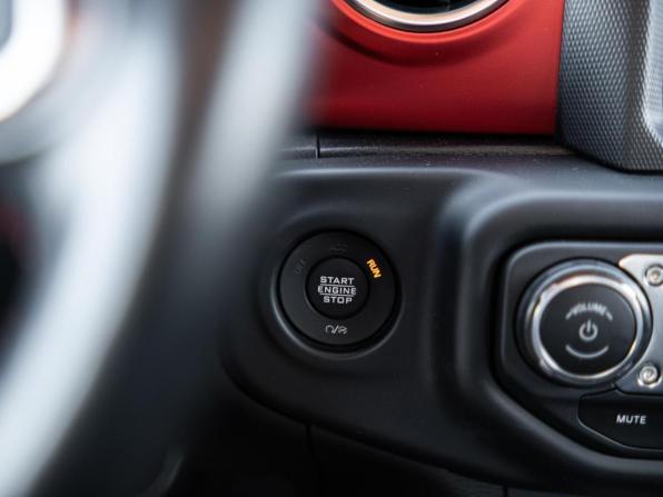 Jeep Wrangler IV (JL) с пробегом 2020 года, цена 5 099 000 рублей, 50956 км, внедорожник, Автокод Объявления