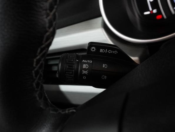 Geely Atlas I с пробегом 2019 года, цена 1 599 000 рублей, 141752 км, внедорожник, Автокод Объявления