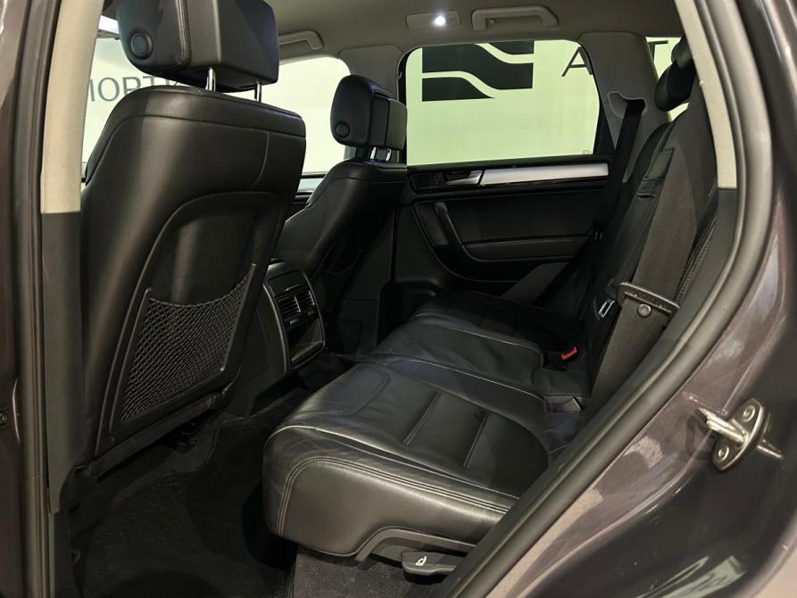 Volkswagen Touareg II Санкт-Петербург  - изображение 13